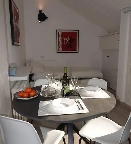 Apartment Nobile House Bellano